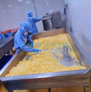 Breadcrumb preparation for breaded shrimp processing in Vietnam
